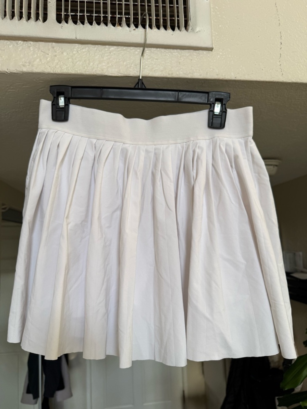 Beyond Yoga Tennis Pleated Skirt - White